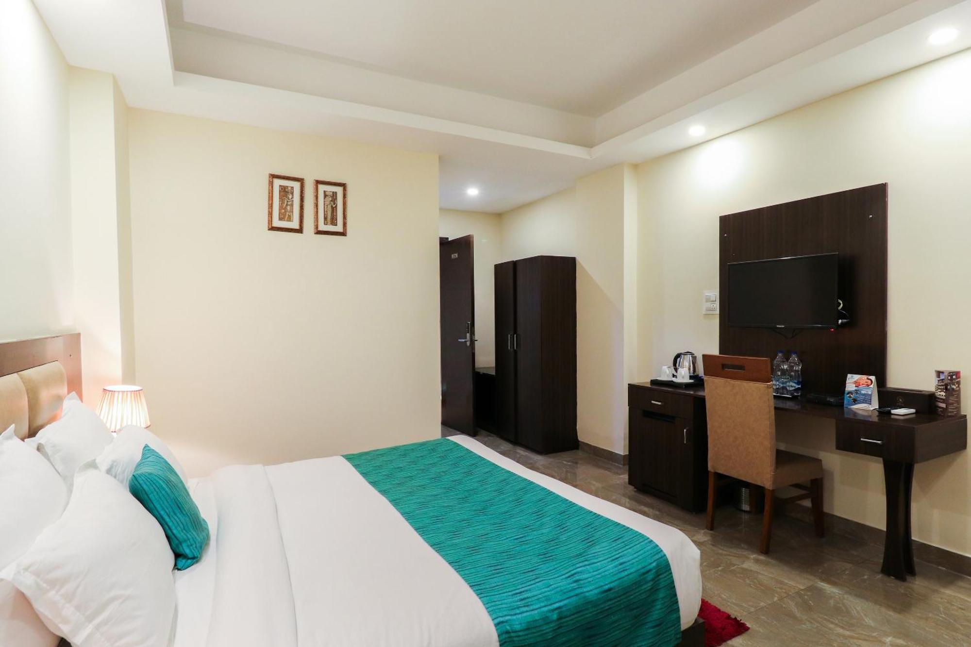D'Polo Club & Spa Resort Dharamshala Exterior photo
